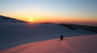  Skiing With A Fairytale Panorama 